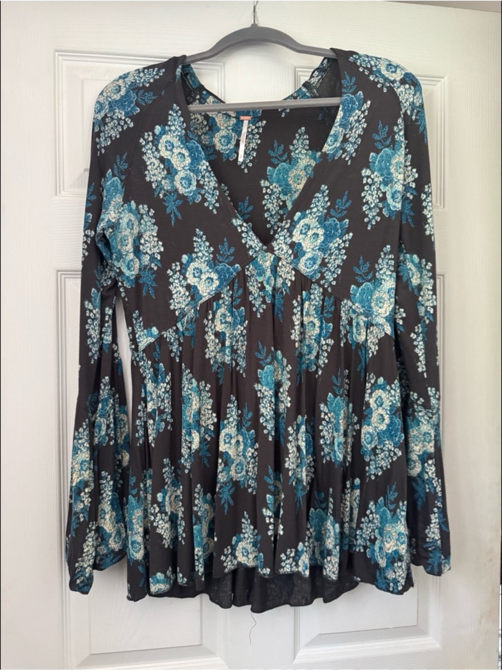 Free People Teal and Cream Floral V-Neck Long Sleeve Top